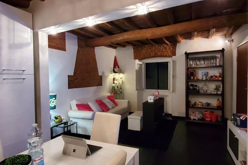 Mirko Design Apartment Prato  Luaran gambar
