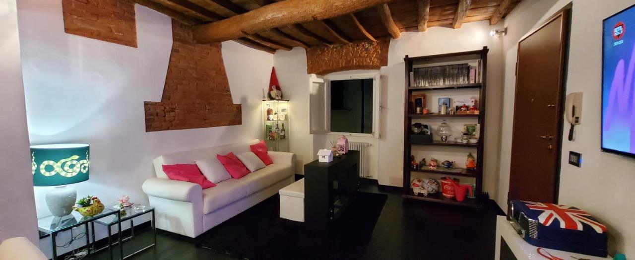 Mirko Design Apartment Prato  Luaran gambar
