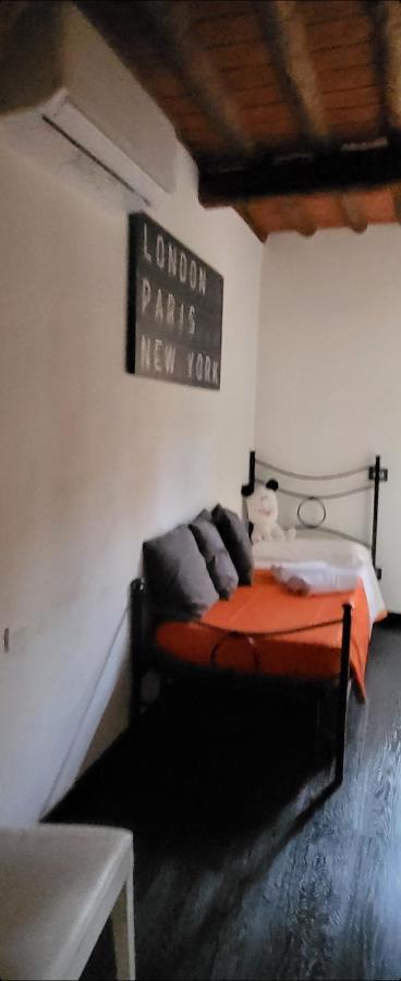 Mirko Design Apartment Prato  Luaran gambar